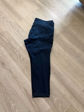 Liz Claiborne slim leg mid rise Denim Jeans size 26